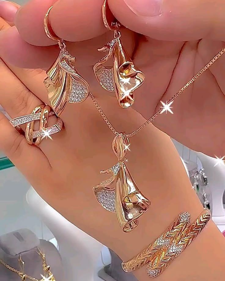 Awesome Korean Style Necklace Earrings Bracelet